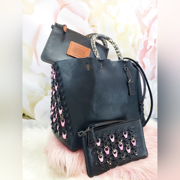 OBSESSED?... ME TOO! - Picture 3 of 13